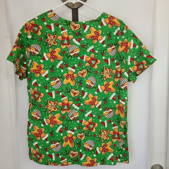 (772) White Cross Woman's Christmas Scrubs, Size: Small Color: Green - Picture 8 of 15